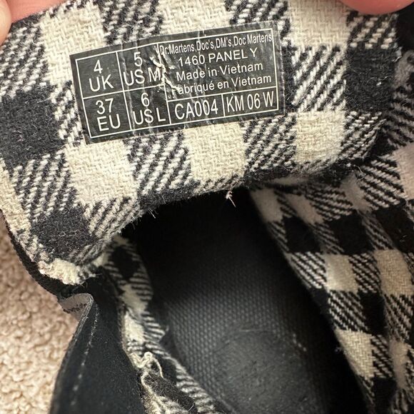 Doc Martens AirWair with Soles Bouncing Black Lace Up Boot Womens Size 6 - Picture 6 of 6